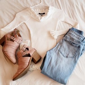 3/$21 - Long Sleeve Knit Top (NWOT) (Donated)